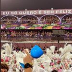 Letícia Spiller Instagram - Já pode #tbt do carnaval que ainda não acabou? Rsr Foram dias de muita festa, alegria, cultura e diversidade! Viva a festa da alegria! 🎉❤️🔥⚡️🏹🌹