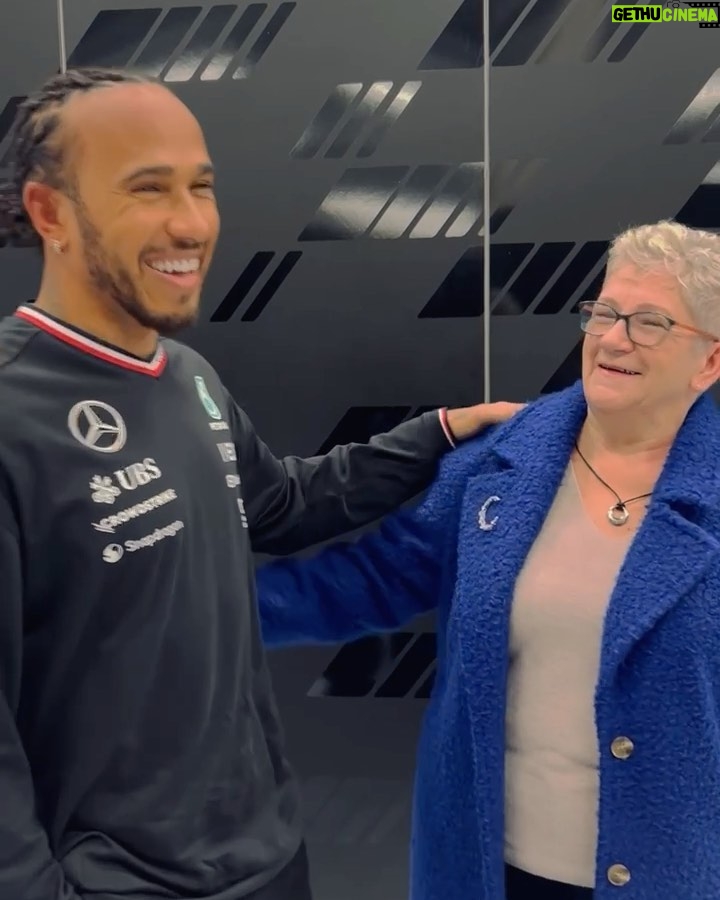 Lewis Hamilton Instagram - Happy Mother’s Day, mum. After all these years she came to her first car launch, and naturally had to get out on track 😂 I’m forever grateful for your love, support, sacrifice. Thank you for being here for me no matter what. Thank you for everything ❤️