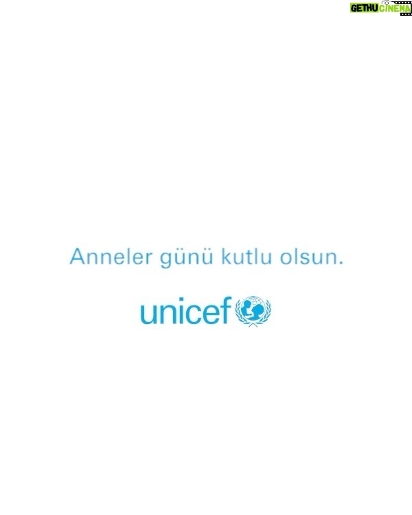 Leyla Lydia Tuğutlu Instagram - @unicefturkiye #annelergünü #anneler #HayatVerenHediyeler💙