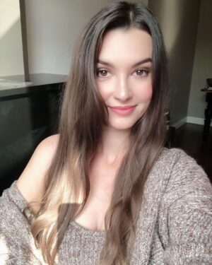 Leyla Lydia Tuğutlu Instagram - 🤳🏻