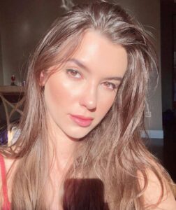 Leyla Lydia Tuğutlu Instagram - autumn girl🍂