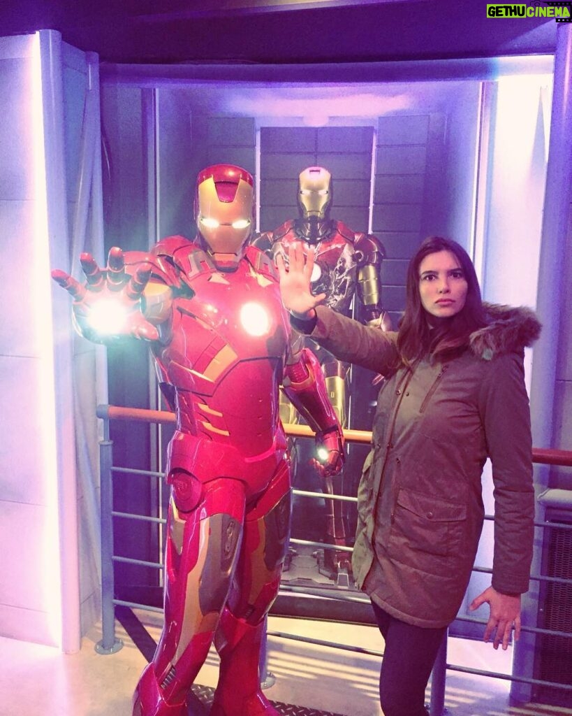 Leyla Lydia Tuğutlu Instagram - Hanging out with my best friend👊😂 Madame Tussauds