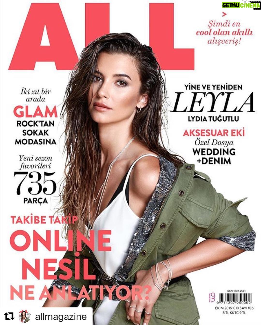 Leyla Lydia Tuğutlu Instagram - All Ekim sayısı çıktı😍🙏 Bütün ekibin emeğine sağlık @korayparlak @kubrakonca @baglankeskin @ufukcelep ve @iremtumer83 💕
