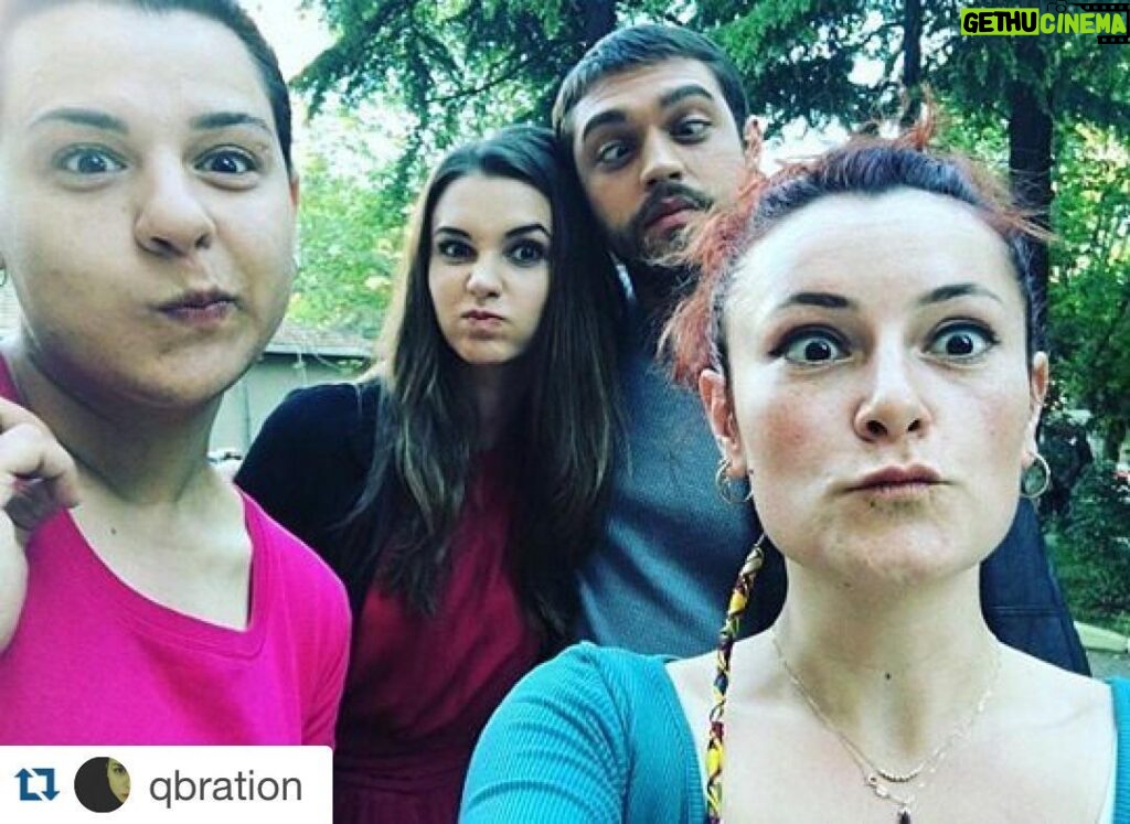 Leyla Lydia Tuğutlu Instagram - 😄😄😄#Repost @qbration with @repostapp. ・・・ Ekip ruhu. Evet uyumluyuz 😎