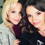 Leyla Lydia Tuğutlu Instagram - Bizden size öpücükler😘💕