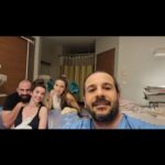 Leyla Lydia Tuğutlu Instagram - 18 Ocak oğlumuz Evren Deniz dünyaya geldi..2023'ün bize hediyesi..💫önce oğluma teşekkür etmeliyim bana rahat bir hamilelik yaşattığı için..sonra eşime desteklerinden dolayı..🤍 anne adayları için paylaşmak istediğim birkaç cümle var..en başından beri istediğim normal doğumdu ama bu süreçte bir o kadar da yanlış bilgi duyuyoruz..mental olarak bu süreçte bana en iyi gelenler hypnobirthing ile tanışmak ve yaptığım hamile yogasıydı. Bütün kadınların aslında doğasında olan vücuduna ve bebeğine tam olarak güvenme halini kendine hatırlatmak..Bir başka konu bu süreçte bana en iyi gelecek doğum şeklini ve doktoru bulabilmekti..Tanıştığımız günden itibaren doğru kişilerle doğumda olacağımı bilmek beni çok rahatlattı. Suda doğumu bana ilaçsız sıkıntısız müdahalesiz en doğal şekilde yaptıran, bize verdiği güvenle @dryusufolgac 'a , güzel enerjisiyle beni hep rahatlatan, yönlendiren ve hastanedeki her dakikamızda bana iyi gelen @ebehayriye çok teşekkür ederim🙏✨