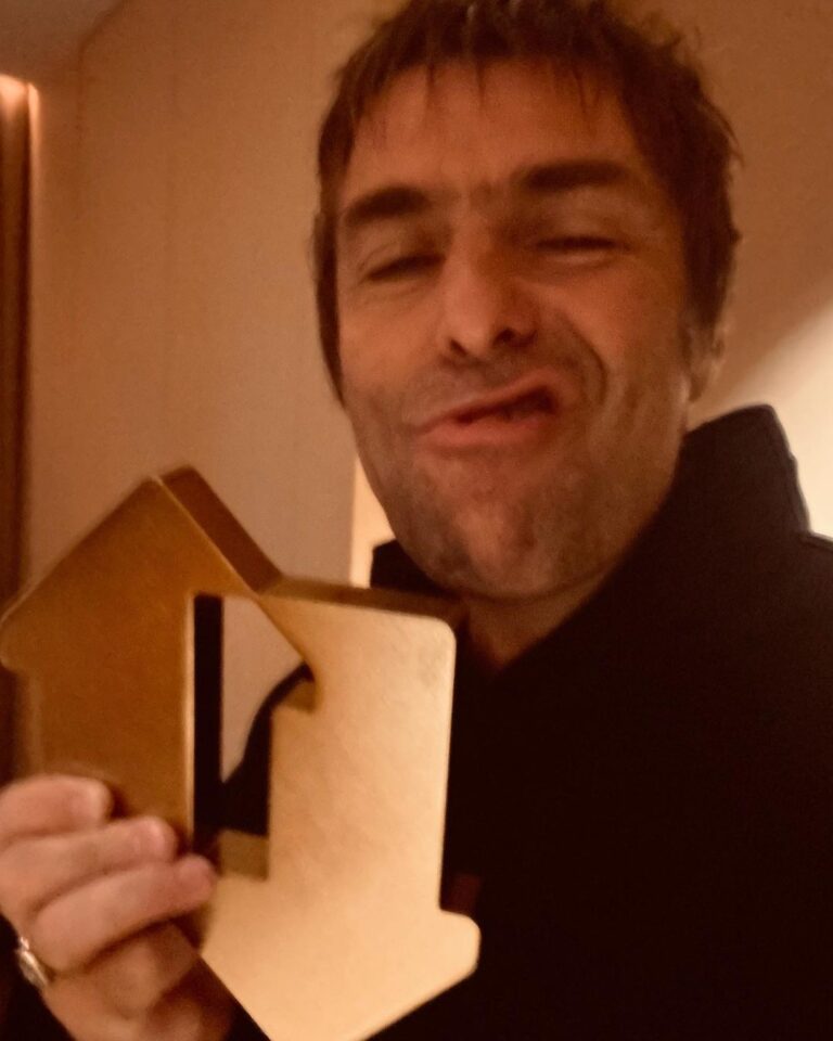 Liam Gallagher Instagram - This No1 Album is for all the fans who made Knebworth happen. Eternally grateful, hope to see you soon LG x
