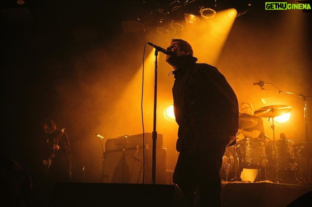 Liam Gallagher Instagram - GLASGOW 📸 @charlielightening Barrowland Ballroom