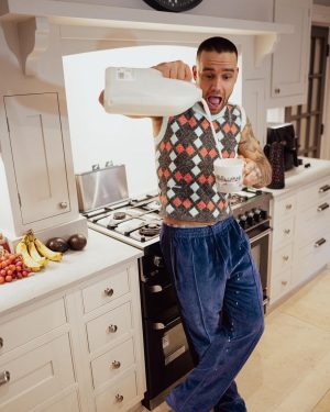 Liam Payne Instagram - Patiently waiting for ‘Teardrops’ to drop ☕️