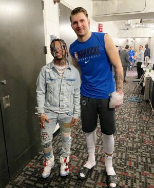 Lil Pump Instagram - MET 2 GOATS BUT THEY STILL CANT BEAT ME AT 2K 😂❤️ HAPPY BIRTHDAY LUKA 🙌🏽🦾