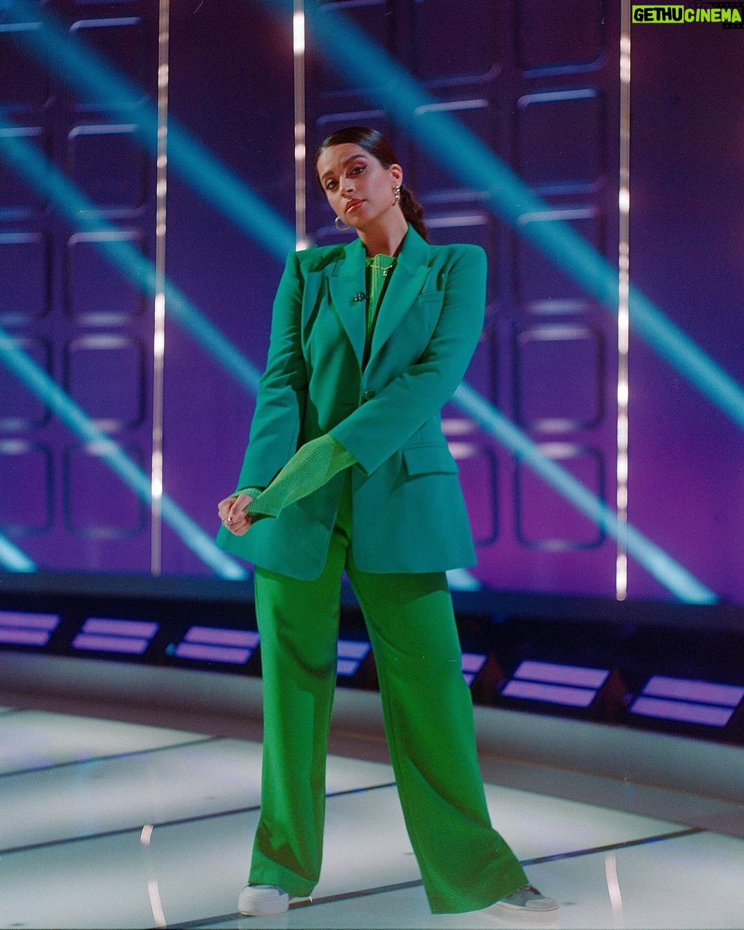 Lilly Singh Instagram - Blessings up! Tonight is the season finale aka 20th episode of @battleofthegenerations and here’s where we’re at: 💛Gen Z has been the last standing 8 times. 💙Gen X has been the last standing 6 times. 🩷Millennial has been the last standing 4 times. 💜Boomer has been the last standing 1 time. It’s been such a pleasure, honour and absolute joy to host this show. Thank you to everyone who worked tirelessly to bring this to life. And thank you to our amazing viewers who not only played along, but inevitably fought with their families in the process. Tune in tonight at 9/10mt on @ctv 📺 Which generation do you think will be the last standing tonight? Cast your votes!