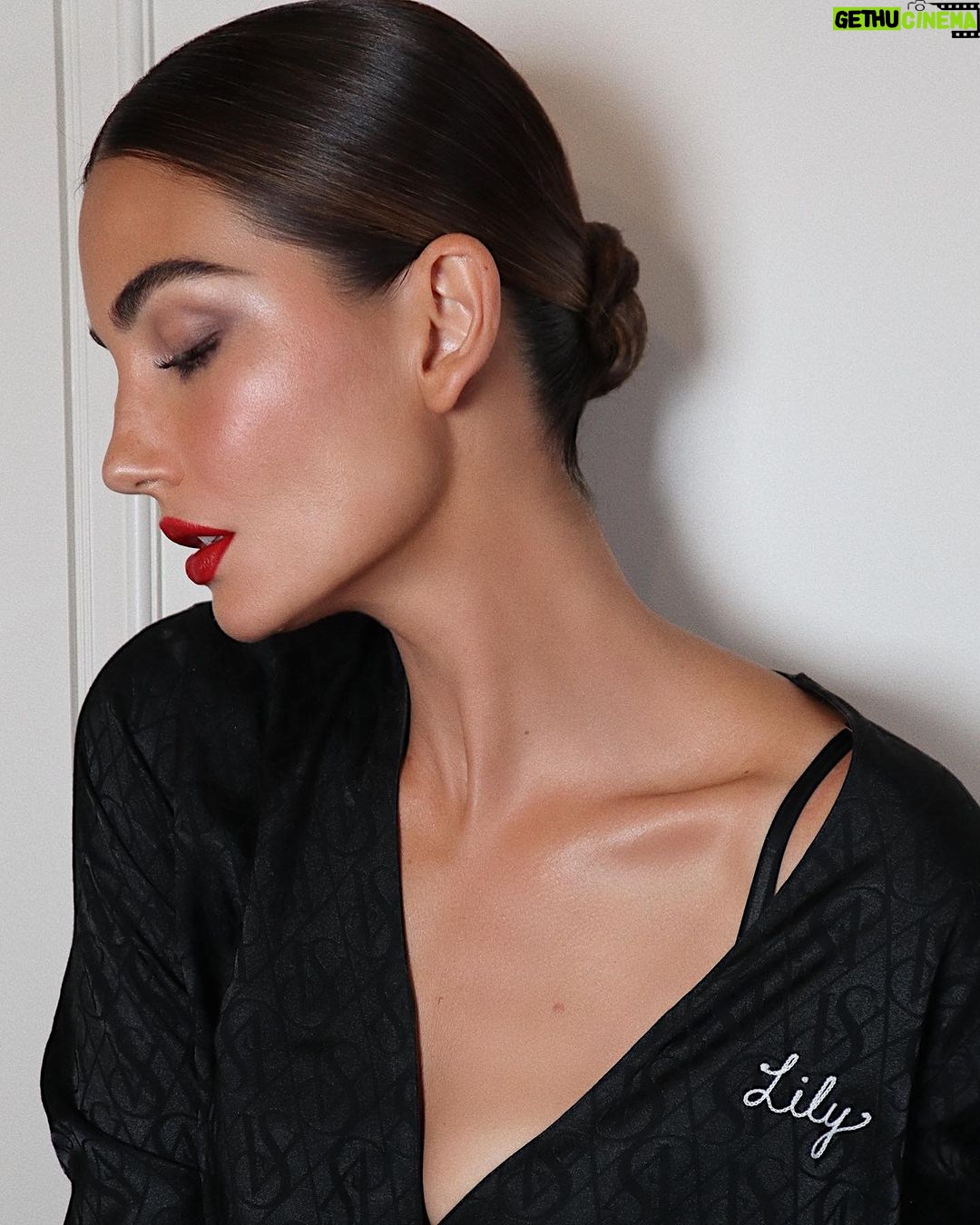 Lily Aldridge Instagram - #LilyAldridge (@lilyaldridge) last night at the @victoriassecret #TheTour23 β€οΈπβ¨π«βοΈ Styled by #CamillaNickerson π
π» @nailglam ππ»ββοΈ @jacobrozenberg assisted by @michaellagarfinkel_hair π @hungvanngo assisted by @jianlumakeup