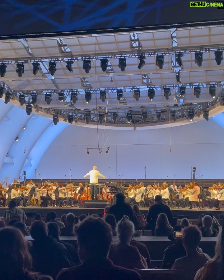 Lily Aldridge Instagram - Magical Night @hollywoodbowl watching Legendary @johnwilliams.music with @laphil 🤍 What an honor to get the opportunity to watch him perform 🫶 and an extra special date night celebrating 16 years with my ❤ @tn_rooster 💋 Hollywood Bowl