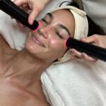 Lily Aldridge Instagram - Getting my ✨glow✨ on for the Oscars this weekend with the amazing @joannaczechofficial and my new favorite beauty tool, the @lymalife laser 🥰 You can use it any time, any place, plus it’s 100 times more powerful than LED & helps to de-puff, calm redness, boost collagen and so much more 🫶 I’m in LOVE ❤️ #LymaPartner