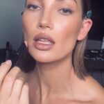 Lily Aldridge Instagram - Night Out with @ArmaniBeauty 💄 Styled by @daniellegoldberg Makeup by @cgonzalezbeauty Hair @hoshounkpatin #ArmaniBeauty #ArmaniPrive BREAKDOWN: @armanibeauty Luminous Silk Concealer 5.75, 6.5 Luminous Silk Foundation 5.9, 6.5 Luminous Silk Glow Setting Powder 4, 6.5, 9(for bronzing) Eye Tints 18m, 22m, 36m, 99 Eyes To Kill Mascara Lip Power 102, 204 (outer edges)
