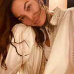Lily Aldridge Instagram - Sunset Ice Cream Party 🍨🥥