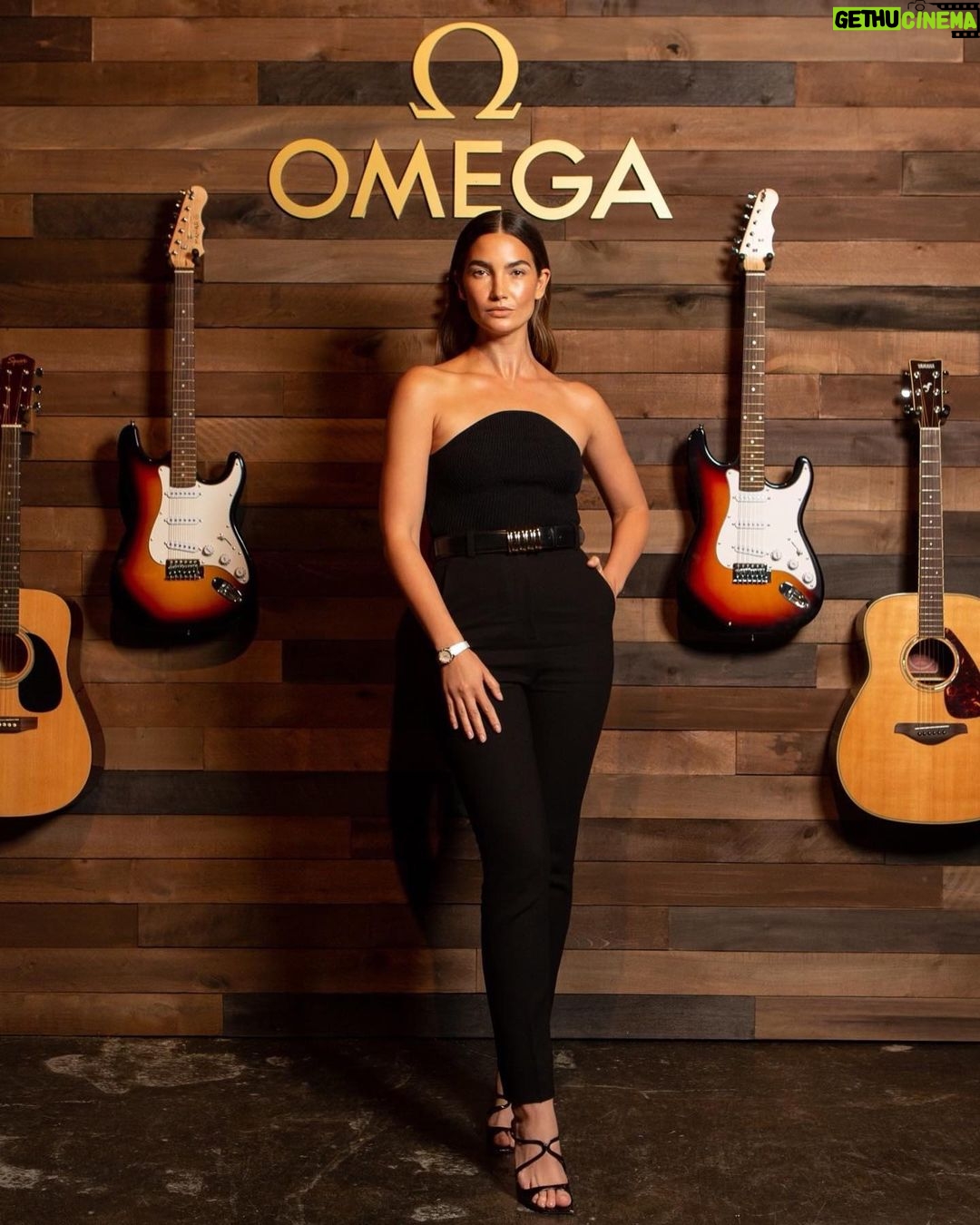Lily Aldridge Instagram - Amazing Night in Nashville with @Omega Celebrating the Loveliest @NicoleKidman 🖤 Loved getting to chat all night with @KarenElson & watch an iconic performance by @BrittneySpencer Thank you #Omega 💋
