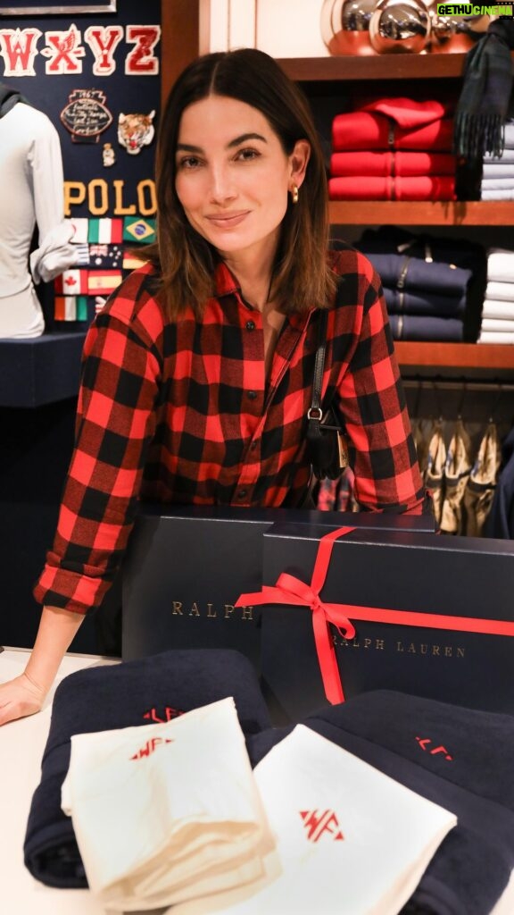 Lily Aldridge Instagram - Gift giving is my love language 🎁🥰 So this year I decided to make the holidays extra special by gifting everyone on my list customizable pieces from the World of @ralphlauren at @bloomingdales 59th Street Polo Custom Shop ❤️ #RLHoliday ad