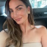 Lily Aldridge Instagram - 24 hours in Milan 🇮🇹