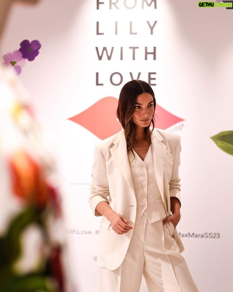 Lily Aldridge Instagram - A dream to design a collection for @WeekendMaxMara and debut it for Milan Fashion Week ❤️ Launching Spring 2023! Thank you to the entire Weekend Max Mara Team for being so Kind, Welcoming and supportive of all my creative ideas!!! I loved every second 🥰 And extra big Thank you to @piergiorgio for making this happen 💋💋💋 #FromLilyWithLove
