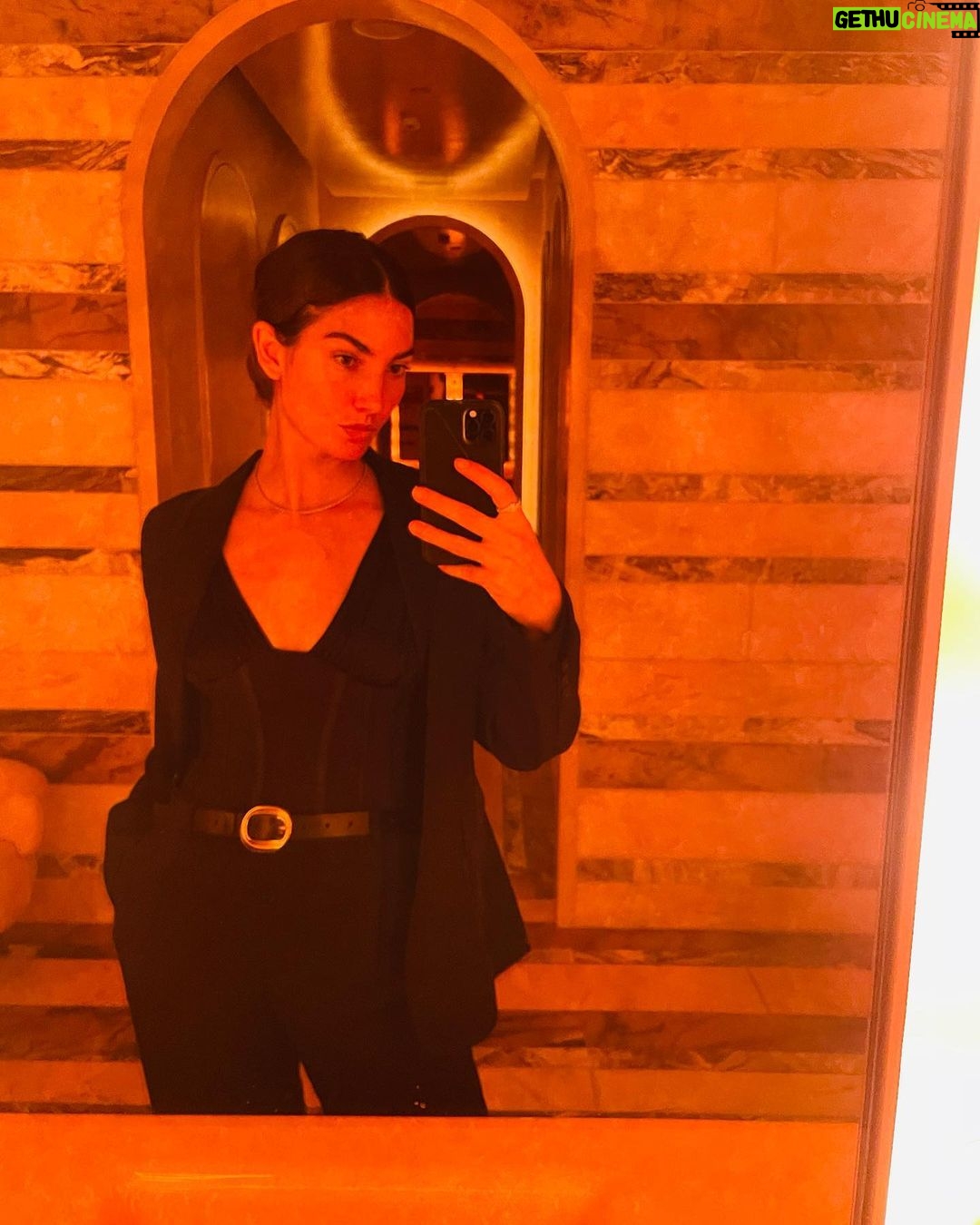 Lily Aldridge Instagram - Nashville Nights Out ❤️🔥 The Hermitage Hotel