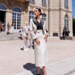 Lily Aldridge Instagram - @Dior Haute Couture 🕊 What an EXQUISITE Show by @MariaGraziaChiuri! Thank you for having me 🌹🌹🌹@mathildefavier @alineds75 Styled by @daniellegoldberg Makeup by @hungvanngo Hair by @daniellepriano #DiorCouture 🥀