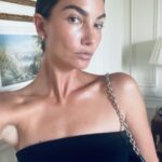 Lily Aldridge Instagram - It’s an Alaia 🥀