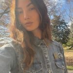 Lily Aldridge Instagram - The next drop in @VogueMagazine and @themetstore designer collaboration series is here! @brothervellies limited-edition merch capsule celebrates The Costume Institute’s 2021 exhibition, In America: A Lexicon of Fashion. Tap my photo to shop the drop! ❤️