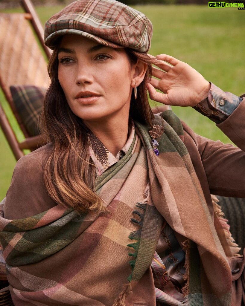 Lily Aldridge Instagram - Dreaming of Fall Days 🍂 @LaurenRalphLauren shot by the Most Amazing @kotobolofo Thank you @blauren1 ❤️ Hair by @hoshounkpatin Makeup by @hungvanngo Nails by @nailglam @moxieproductionsusa