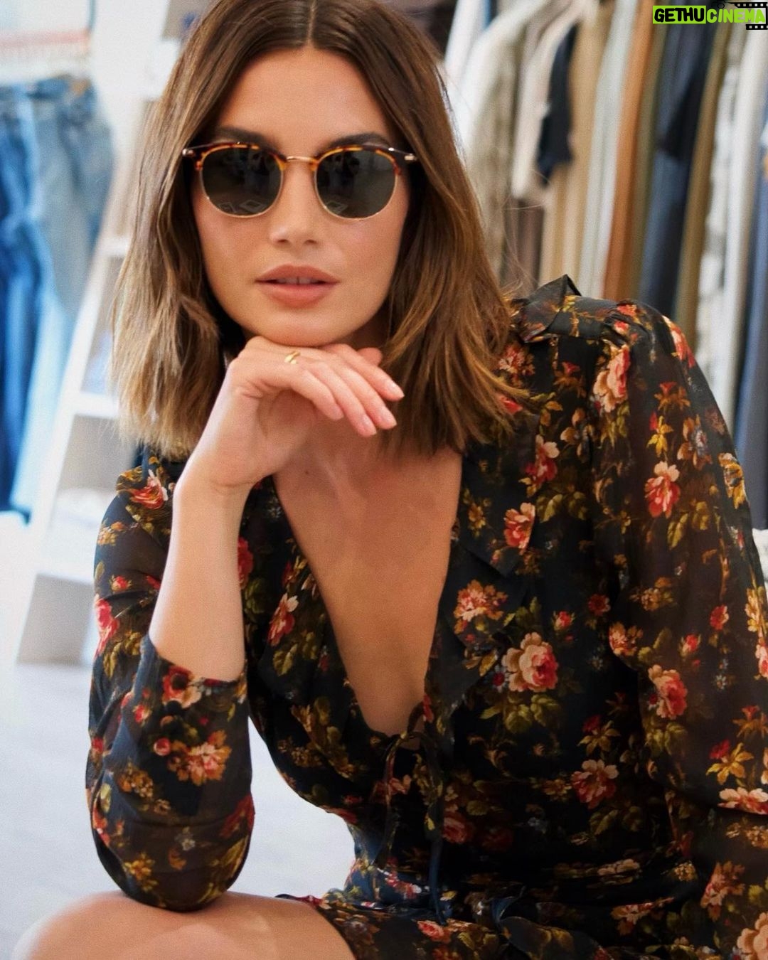 Lily Aldridge Instagram - Stopped by my friends at @paige at their new store in Nashville to shop their fall collection! So happy to have them in 12 South π€ The Cindy jeans have been a staple in my closet for years! #LiveInIt #AD