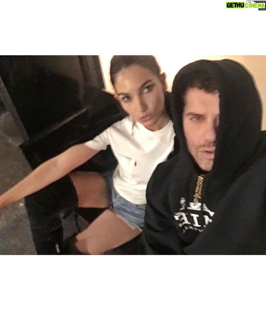 Lily Aldridge Instagram - Happy Birthday to my ❤️🔥 @mertalas ❤️❤️❤️ Wish we could karaoke the day together & dance all night!! Love you 💋💃🏽🎉