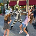 Lily Aldridge Instagram - A perfect day 🎞🎢 @unistudios
