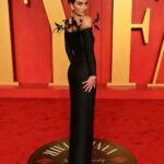 Lily Aldridge Instagram - Night out in @Prada for @VanityFair ✨ Thank you Vanity Fair for the most fabulous night and Prada for my breathtaking gown 🖤 Styled by Incredible @daniellegoldberg Wearing Prada & @buccellatimilan Diamonds Hair by @jacobrozenberg Makeup by @romyglow Nails @ashlie_johnson 📸 @gettyentertainment #vanityfairoscarparty #VFOscars 🤍