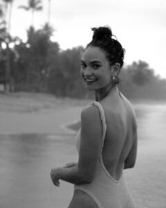 Lily James Instagram - First job on location 2024 🌴 Captured By @halleybrisker