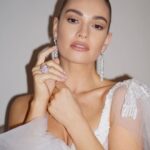 Lily James Instagram – Friends and fashion

With the greatest @charlottetilbury ✨
Styled by 🧚‍♀️ @rebeccacorbinmurray 
Wearing @rodarte masterpiece 

Makeup @valeriaferreiramakeup 
Hair @halleybrisker 
Nails @michelleclassnails 

Jewells – @boucheron @onlynaturaldiamonds 
Shoes – special @charlotteolympia Cinderella slippers !

🤍
#britishfashionawards