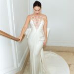 Lily James Instagram - Couture @tamararalph . White satin never felt so good. Thank you so much for allowing me to wear this unbelievably beautiful gown. Along with @bulgari @onlynaturaldiamonds 🤍xxxxx @pipbourdillon you beaut behind the 📷