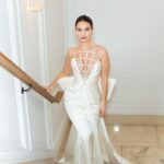 Lily James Instagram - Couture @tamararalph . White satin never felt so good. Thank you so much for allowing me to wear this unbelievably beautiful gown. Along with @bulgari @onlynaturaldiamonds 🤍xxxxx @pipbourdillon you beaut behind the 📷