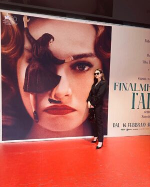 Lily James Instagram - Magical time in Rome with Finalmente l’Alba. 🇮🇹
Thank you so much @maisonvalentino for the most stunning gown for the premiere 🤍
Photos in the dark in Rome in Valentino by @clementina.dirobilant were captured in minutes before rushing to the film. Grazie millie!