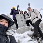 Lim Se-mi Instagram - 눈은 보리의 이불이다 ❄️ 여러분의 눈은 어떤 존재인가요? 세미의절기 ’대설‘ 만나러 유튜브로 오세요 ! 어제 서울독립영화제를 마무리 하느랴 대설 업로드 소식을 놓쳤어요 ! 와주신 분들 반갑고 고맙습니다 ! 🤍 #세미의절기 #대설 #방과후등산활동 #퍼티라이깅
