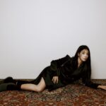 Lim Se-mi Instagram - @allurekorea SUSTAINABLE LOVE EDITOR | 김정현 PHOTO | 윤송이 STYLIST | 현국선 HAIR | 이소영 (제니하우스) MAKE-UP | 김지혜 #얼루어 #ALLUREKOREA #최악의악 #TheWorstofEvil