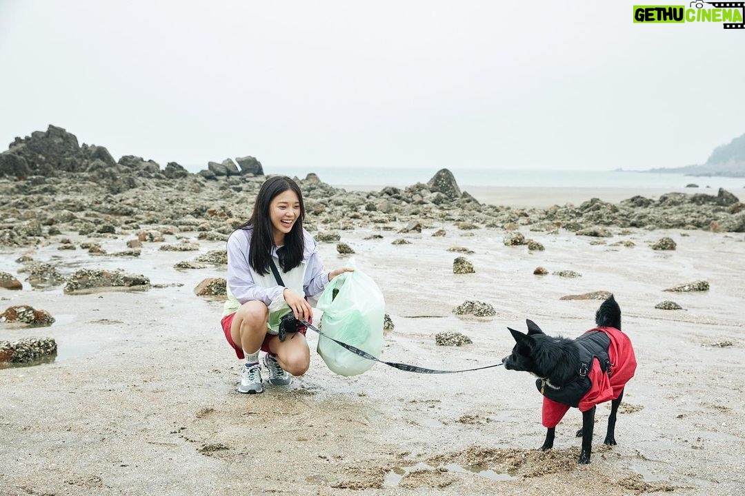 Lim Se-mi Instagram - @marieclairekorea @_kolonsport 코오롱스포츠 | 남지원 오소연 이민현 영상팀 | 이윤식 정지영 오우식 김영찬 김용현 포토팀 | 이주연 김민설 임수빈 최예준 눈컴퍼니 김혜리 유나경 | 하이마일즈 임수빈 이연우 제니하우스 | H 이소영 아인 M 정혜선 수빈 스타일리스트 | 김시애 #코오롱스포츠 #마리끌레르 #KOLONSPORT #marieclaire