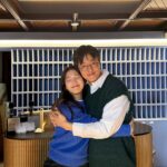 Lim Se-mi Instagram – JTBC 배우반상회에 놀러갔다왔어요. 

나의 든든한 큰 나무 한철선배님과 배우반상회 모든 배우 선배님들 도연님 덕분에 무사히 마쳤습니다. 나의 지원군 은선기자님, 예리선배님, 연배우, 우리 흑미 그리고 바이두부. 애정합니다 🙂
정말 춥던 한파에 배우반상회팀도 고생 많으셨으셨고 고맙습니다🙏
#배우반상회