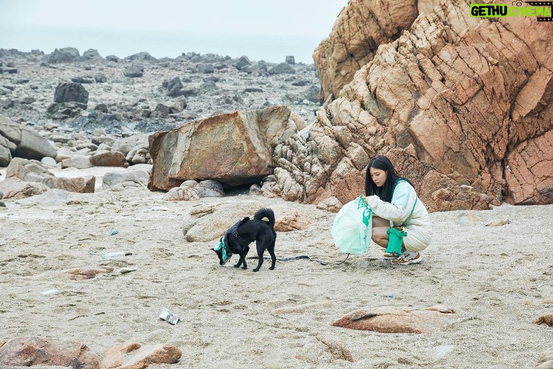 Lim Se-mi Instagram - @marieclairekorea @_kolonsport 코오롱스포츠 | 남지원 오소연 이민현 영상팀 | 이윤식 정지영 오우식 김영찬 김용현 포토팀 | 이주연 김민설 임수빈 최예준 눈컴퍼니 김혜리 유나경 | 하이마일즈 임수빈 이연우 제니하우스 | H 이소영 아인 M 정혜선 수빈 스타일리스트 | 김시애 #코오롱스포츠 #마리끌레르 #KOLONSPORT #marieclaire