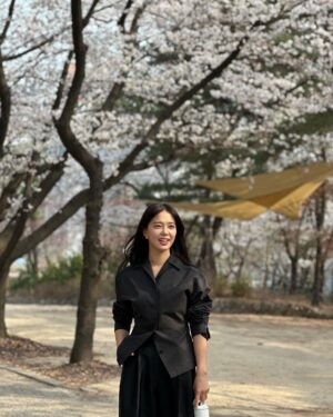 Lim Se-mi Instagram - 청명입니다 🌸

#세미의절기 #방전활제작발표회 #청명