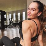 Lina Tejeiro Instagram - Mimarme, mi plan favorito. ✨