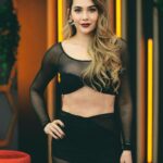 Lina Tejeiro Instagram - Lunes con L de Lina Linda 🌚 📸 @waltergomezurrego