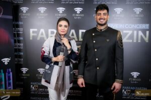 Linda Kiani Instagram - کنسرت فرزاد فرزین عزیز
 خرداد ۱۴۰۱