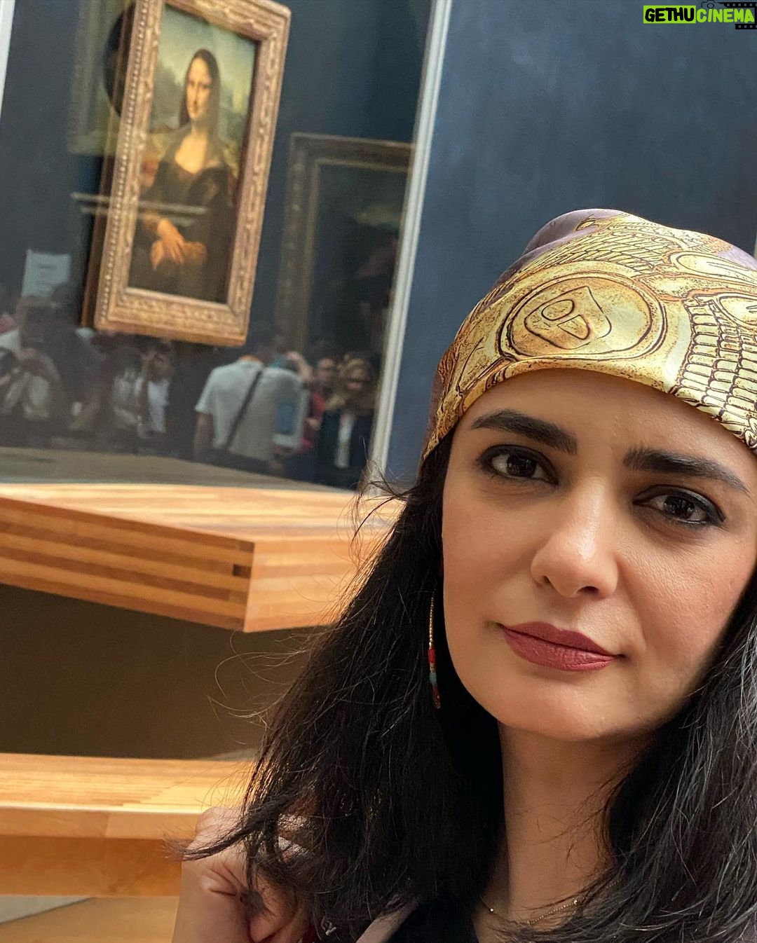 Linda Kiani Instagram - May/2022 Louvre Museum
