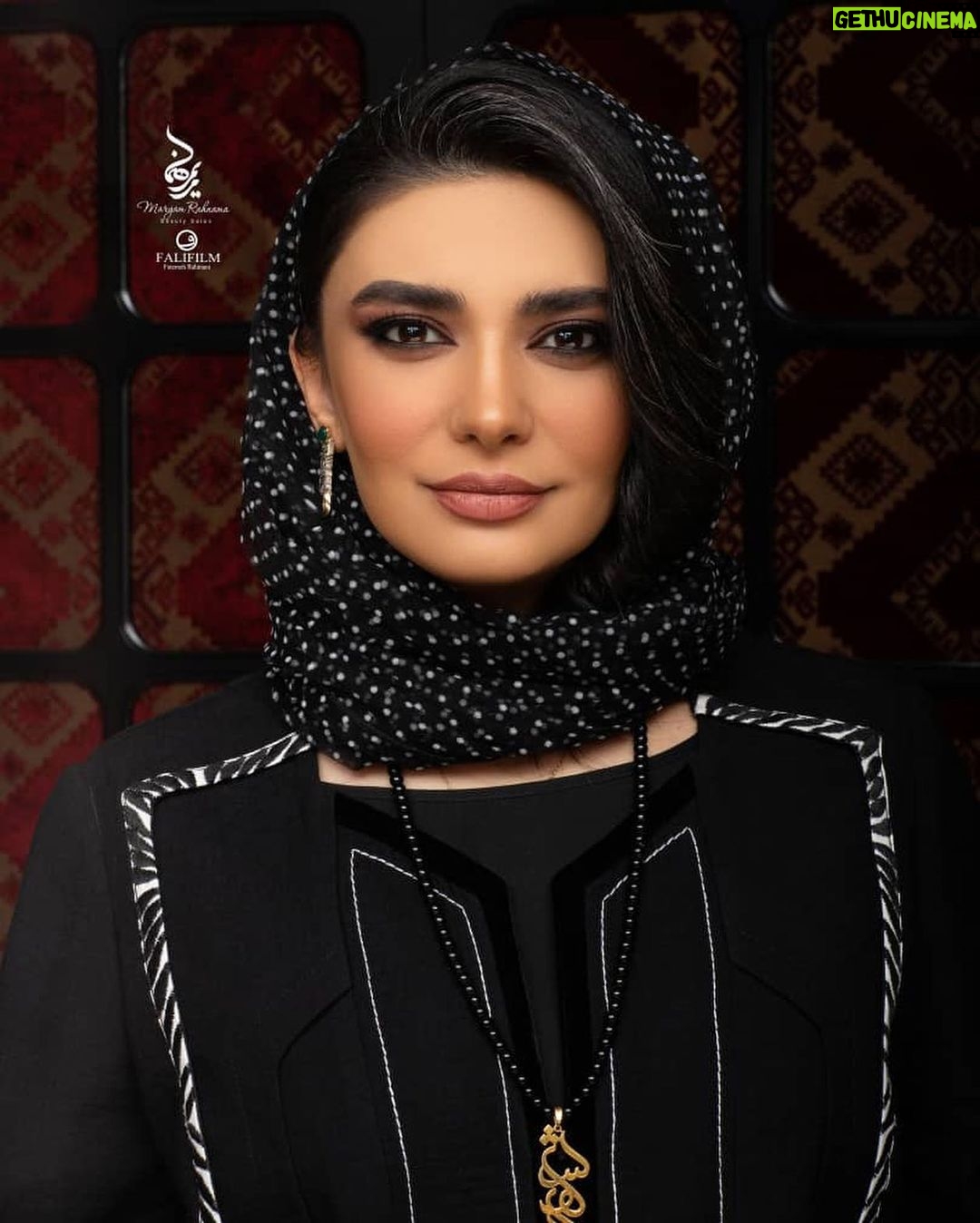 Linda Kiani - 122.2K Likes - جشن حافظ/ مهرماه ۱۴۰۲