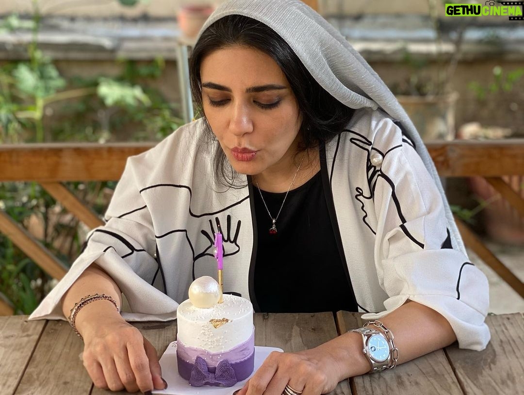 Linda Kiani - 152.7K Likes - شهریور ۱۴۰۱
#شهریور #تولد #فامیل #لینداکیانی
#parenting #parentinggoals #parentingtips #familygoals #famila